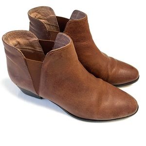 Seychelles Waiting For You Ankle Bootie in Brown Leather Size 8.5 M